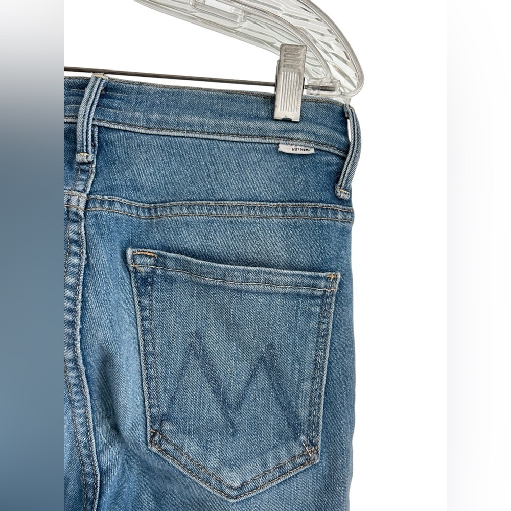 MOTHER The Fly Cut Stunner Ankle Fray Jean - Light Wash Denim - Size 24 - Picture 7 of 13